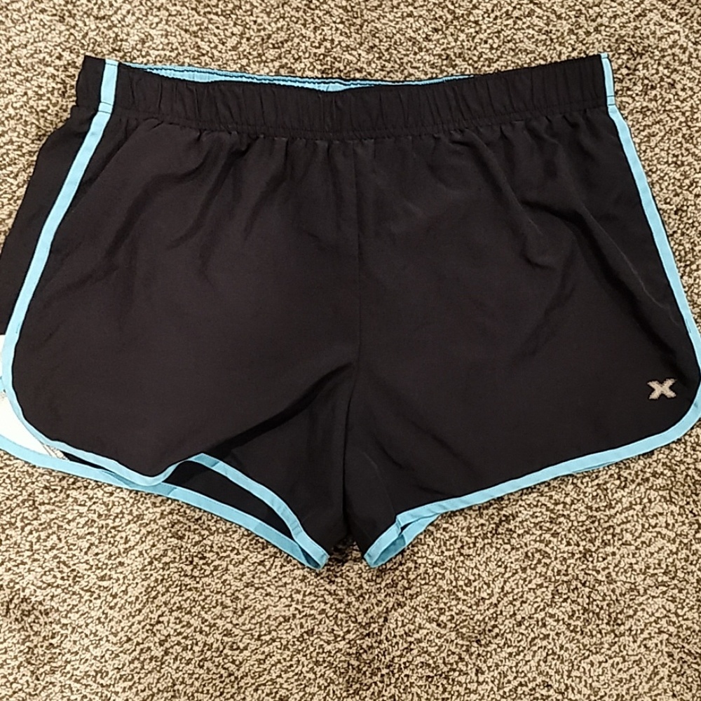 Xersion midrise running shorts